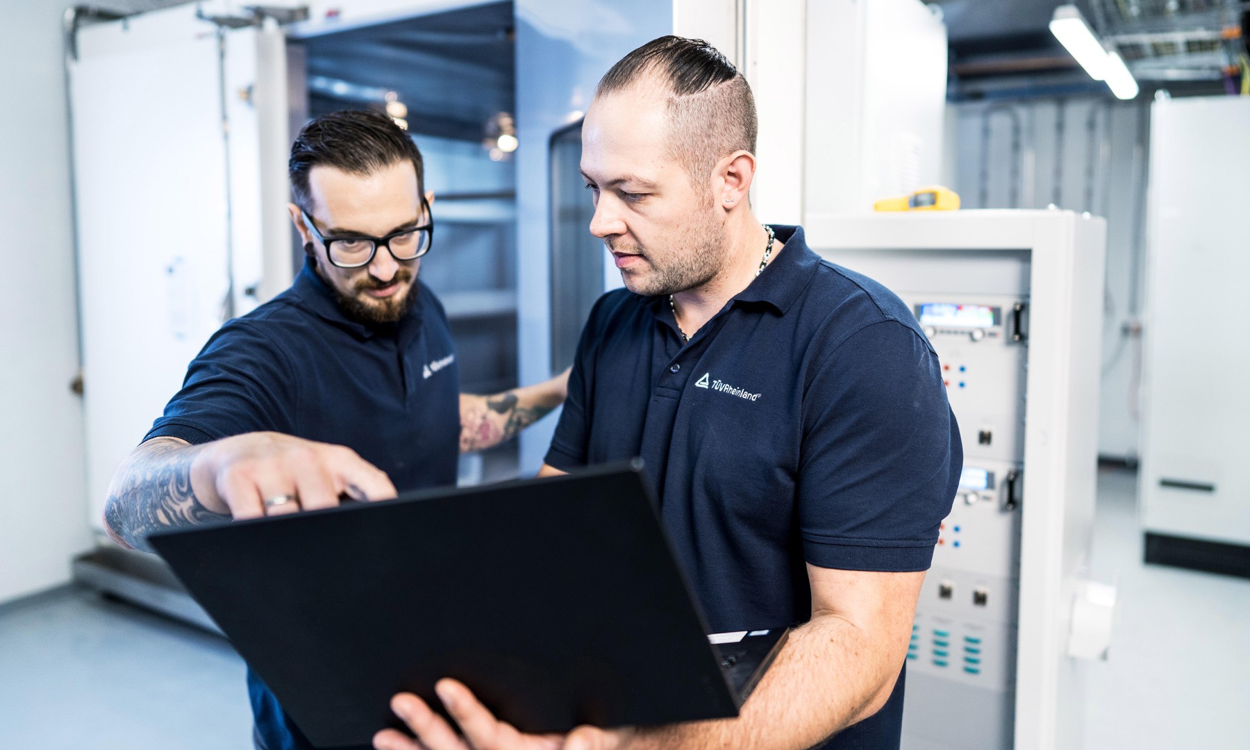 Im Innovationspark Avantis ist das europaweit modernste unabh&auml;ngige Pr&uuml;fzentrum f&uuml;r Antriebsbatterien von Elektrofahrzeugen entstanden.