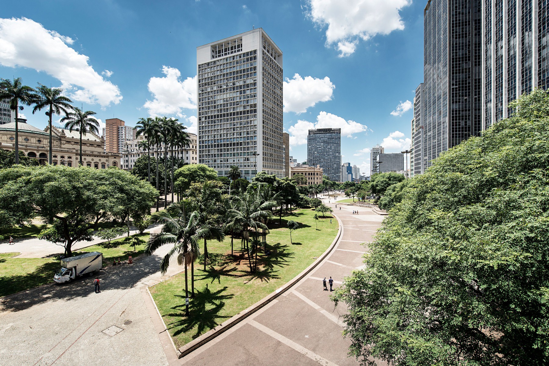 In Sao Paulo besch&auml;ftigt der T&Uuml;V Rheinland eigens einen Regional Compliance Officer