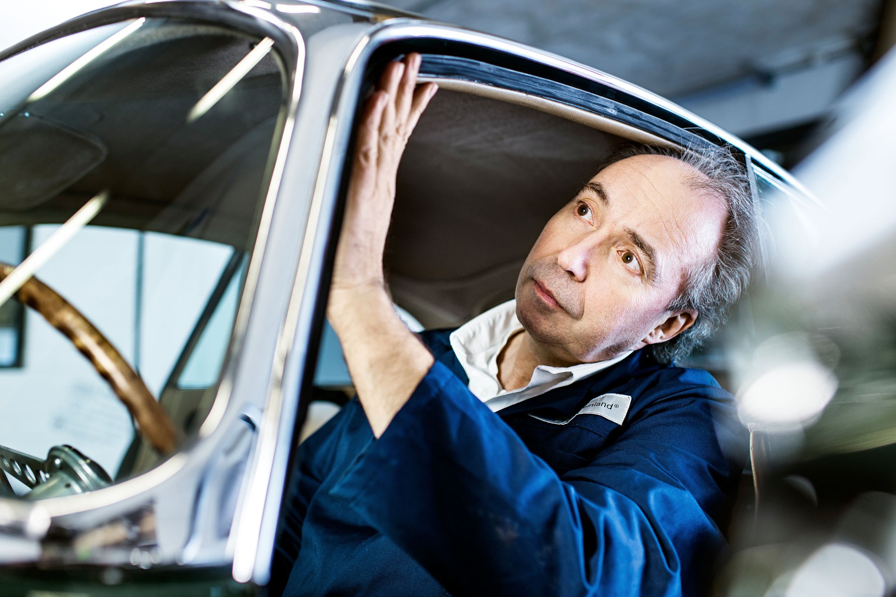 Das klassische Gesch&auml;ft des T&Uuml;V Rheinland ist die Fahrzeug-Hauptuntersuchung, auch f&uuml;r Oldtimer in D&uuml;sseldorf