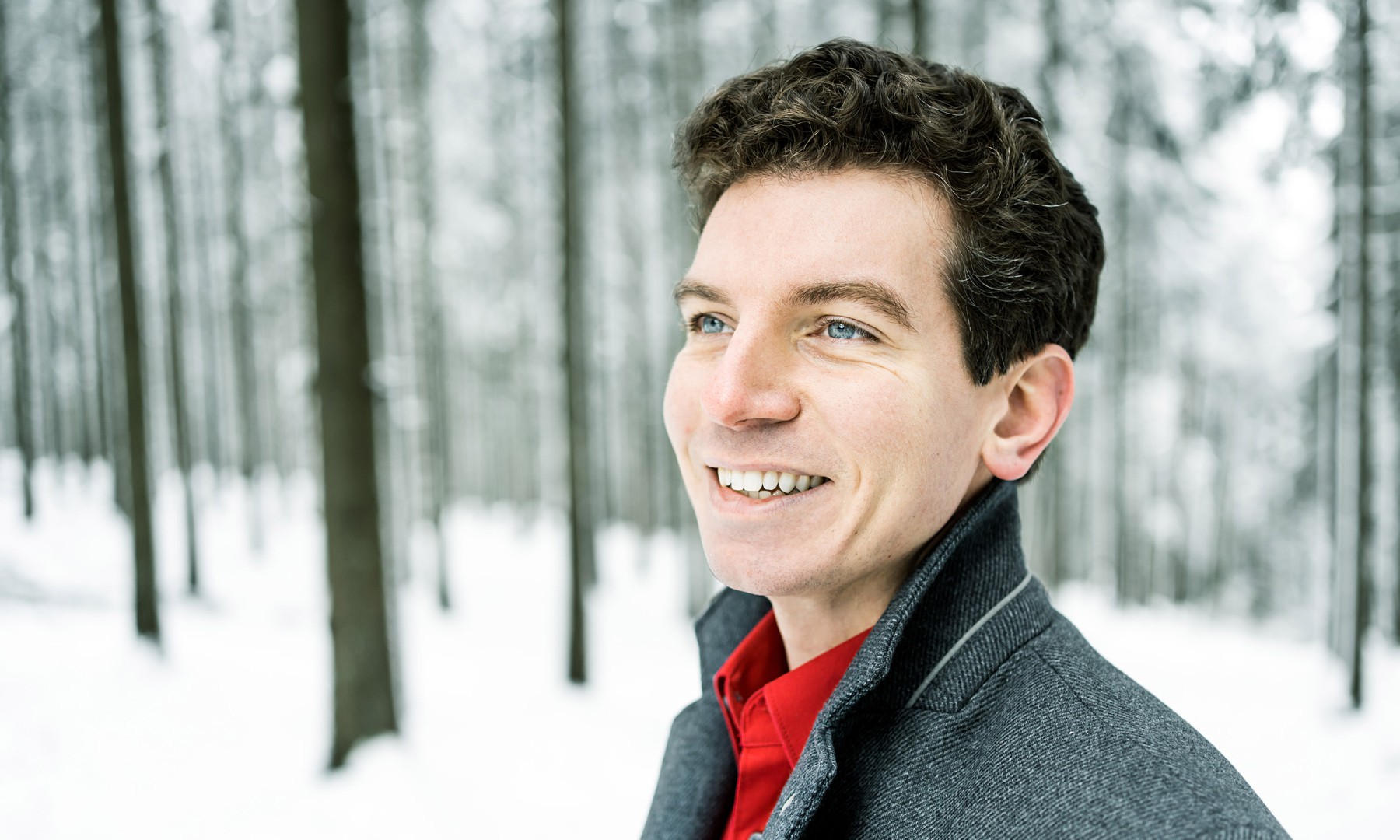 Der Bass-Bariton Matthias Bein studierte er Gesang an der Hochschule für Musik und Theater München bei Michelle Breedt und singt am Theater Trier.