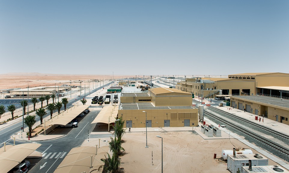 Die Bahn entwickelte die Struktur für ein, auf den Transport von Schüttgut ausgelegtes Bahnnetz in den Vereinigten Arabischen Emiraten.