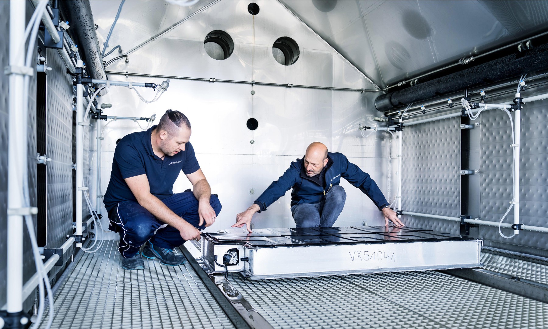 Im Innovationspark Avantis ist das europaweit modernste unabhängige Prüfzentrum für Antriebsbatterien von Elektrofahrzeugen entstanden.